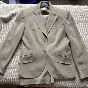 Jones New York 100% Silk Olive Blazer and Pant Combo